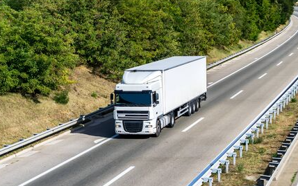 Vrachtwagen onderweg